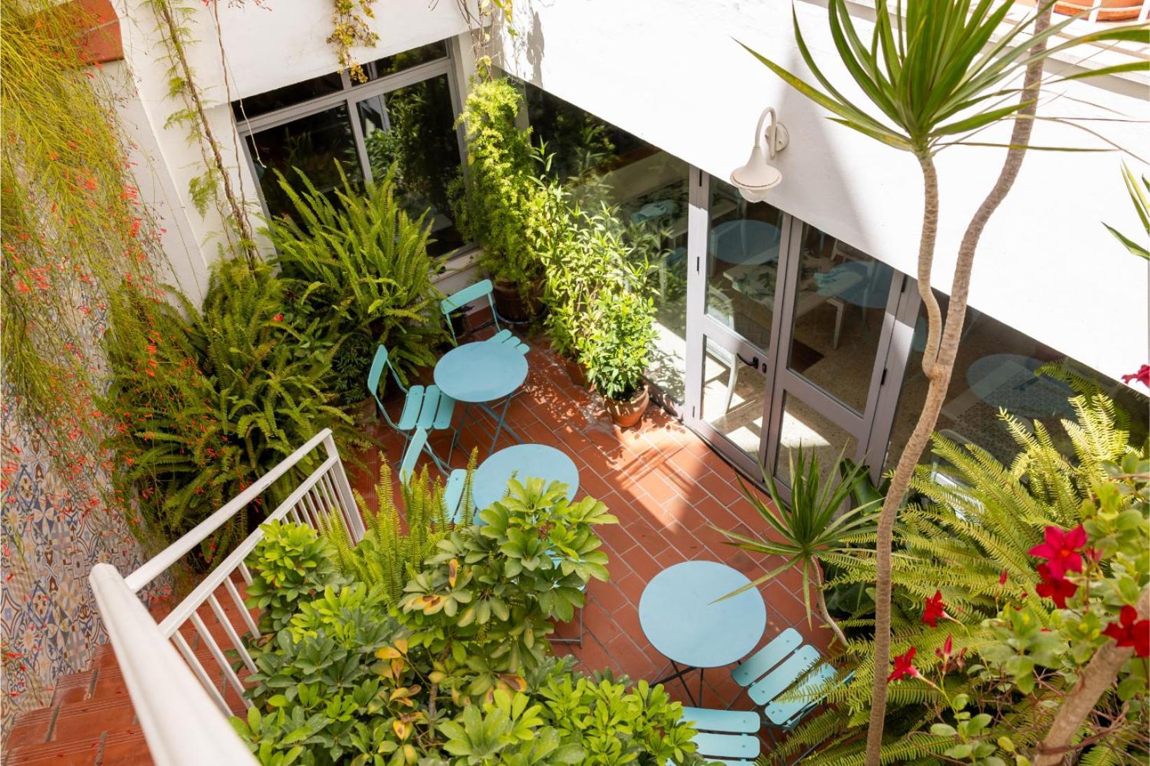 Colectia Hotel Santa Lucia, Seville